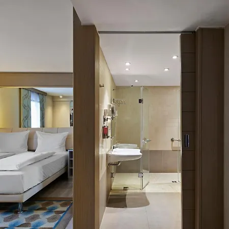 Titanic Comfort Mitte برلين