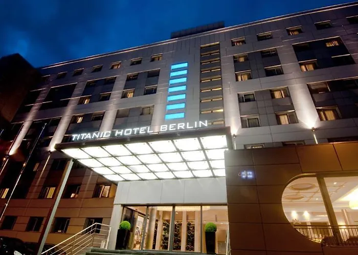 Titanic Comfort Mitte Hotel 3*