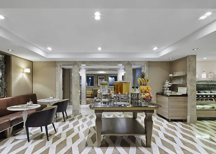 Titanic Comfort Mitte