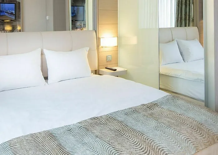 Titanic Comfort Mitte