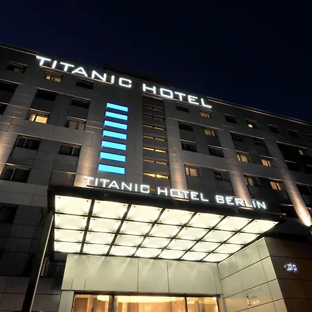 Hotell Titanic Comfort Mitte 3*