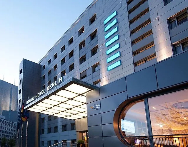 Titanic Comfort Mitte Hotel 3*