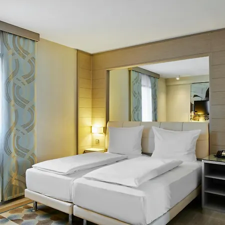 酒店 Titanic Comfort Mitte 3*