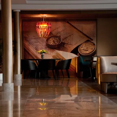 酒店 Titanic Comfort Mitte 柏林