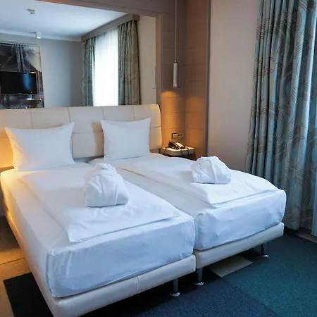 Titanic Comfort Mitte 酒店