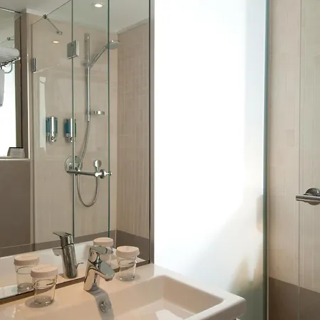 酒店 Titanic Comfort Mitte 3*